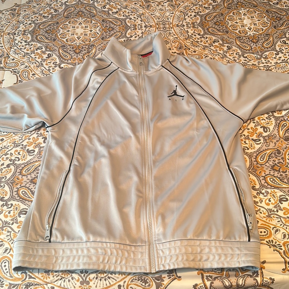 Jordan zip up